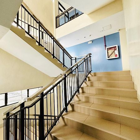 Felix Residences Cebu Stadt Exterior foto