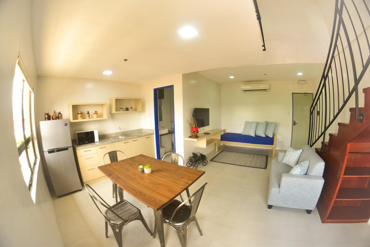 Felix Residences Cebu Stadt Exterior foto