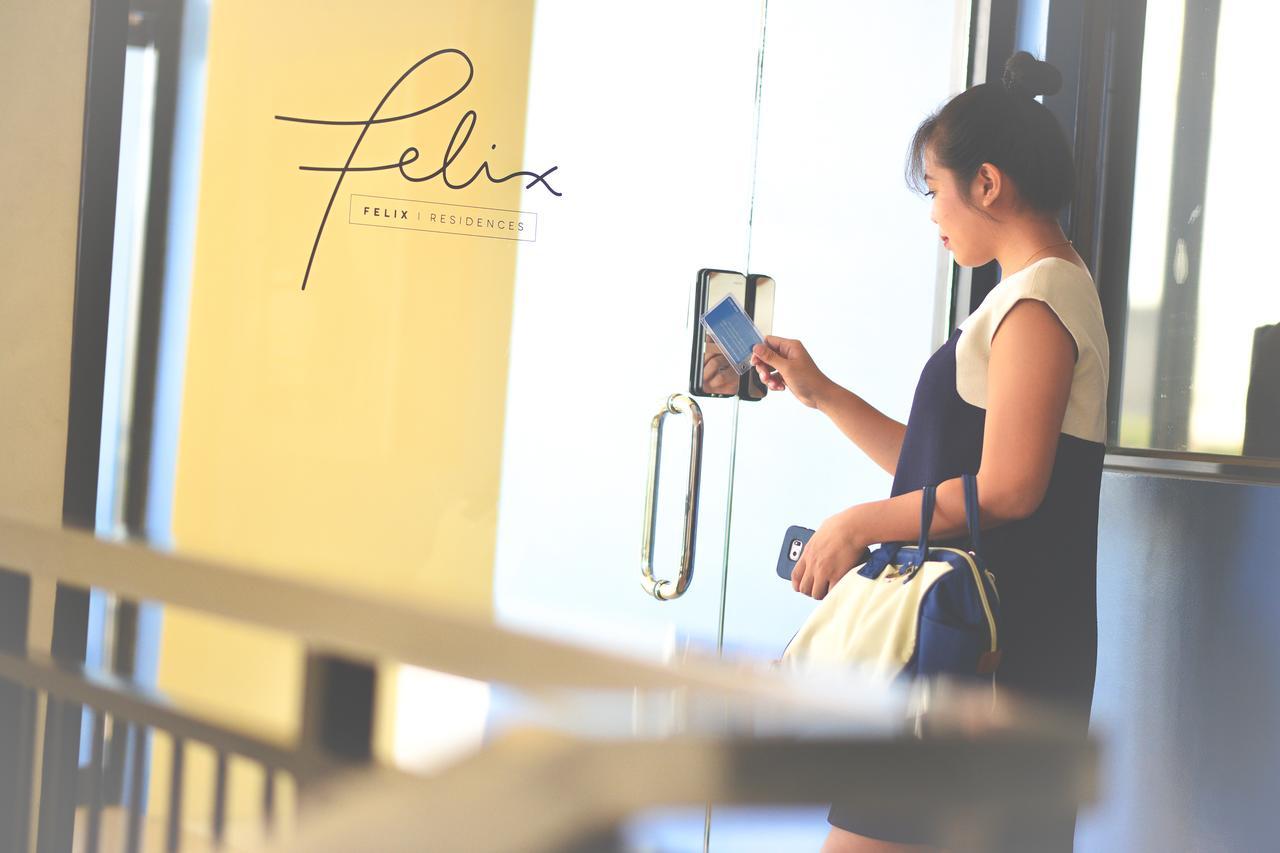 Felix Residences Cebu Stadt Exterior foto