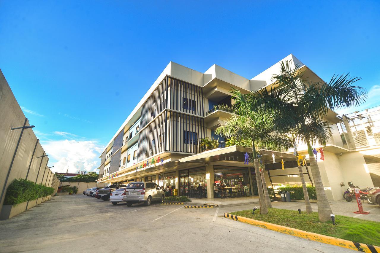 Felix Residences Cebu Stadt Exterior foto